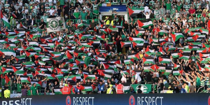 İskoç Taraftarlar İsrail Maçında Filistin Bayrağı Açtı