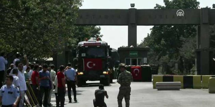 Tanklar İstanbul'dan Taşınıyor