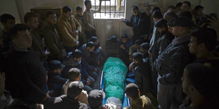 İşgalci İsrail 10 Ay Boyunca Cenazesini Vermedi!