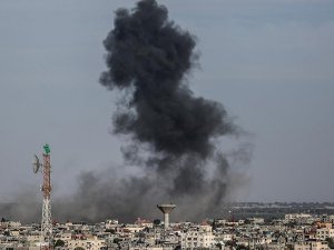 Siyonist İsrail Gazze'nin Kuzeyine Top Atışıyla Saldırdı