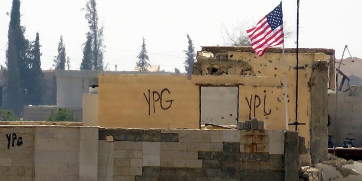 PYD Binasında Hâlâ ABD Bayrağı Dalgalanıyor!