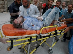 Esed Güçleri Halep'te Klinik Vurdu: 4 Doktor Hayatını Kaybetti