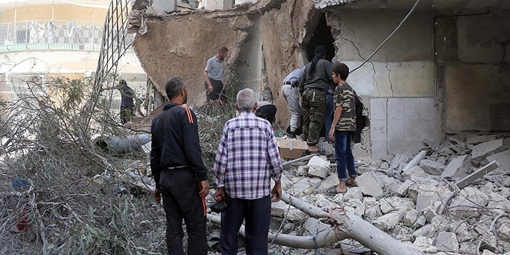 Esed Güçleri İdlib’e Saldırdı: 13 Kişi Hayatını Kaybetti!