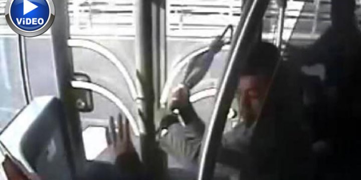 11 Kişinin Yaralanmasına Sebep Olan Metrobüs Saldırganı Kamerada