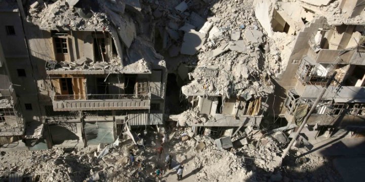 “Bugün Halep Ölüyor, Sessiz Kalırsan Yarın Sen Öleceksin!”