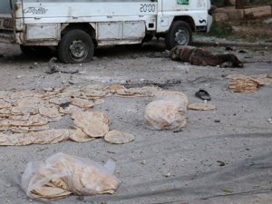 Halep'te Fırında Ekmek Bekleyenleri Vurdular