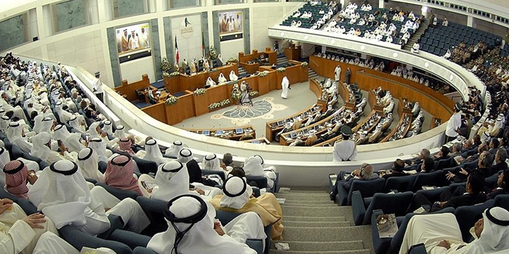 Kuveyt’te Meclis Feshedildi
