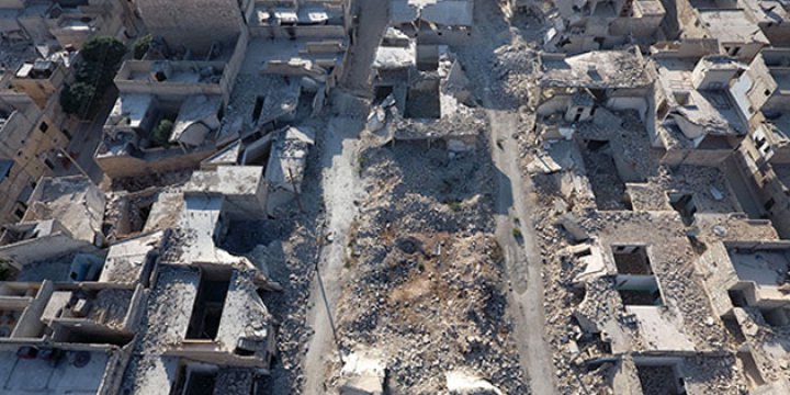 Esed Ordusunun Halep'teki Üssü Geri Aldığı İddia Ediliyor