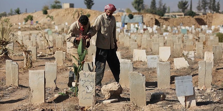 Suriye’de Mezarlıklar Yetersiz Kaldı!