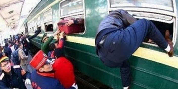 Çin'de Milyonlarca Kişiye Uçak ve Tren Yasağı