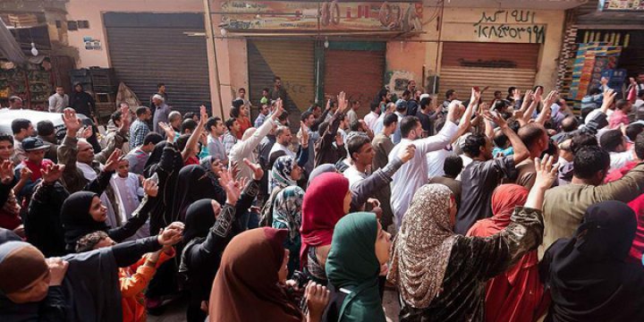 Mısır'daki 'Garibanlar Devrimi' Bastırıldı!