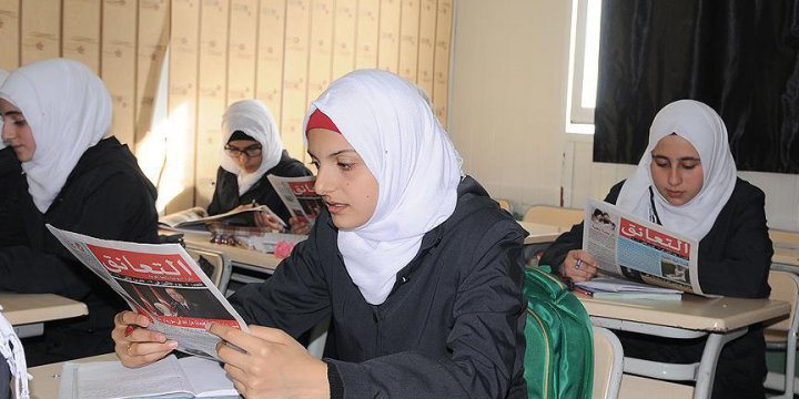 Suriyelileri 'Haberle Kucaklaştıran' Gazete