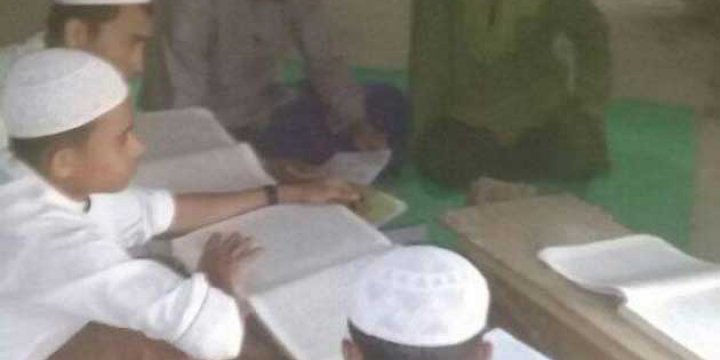 Arakanlı Müslümanlar Helikopterle Vuruldu: 28 Ölü