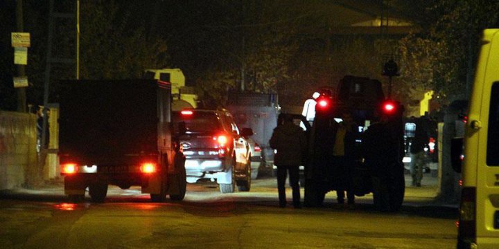 Van’da Patlayıcı Yüklü Otomobil İmha Edildi
