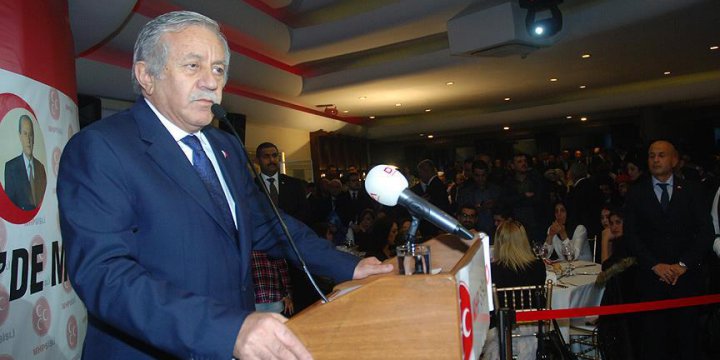 Bugüne Kadar Bu Anayasa Türkçülük ve Kemalizmden Başka Ne Koktu ki?