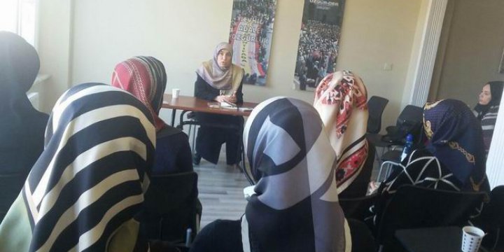 Kur’an ve Hayat Ekseninde Mümince Bir Çaba