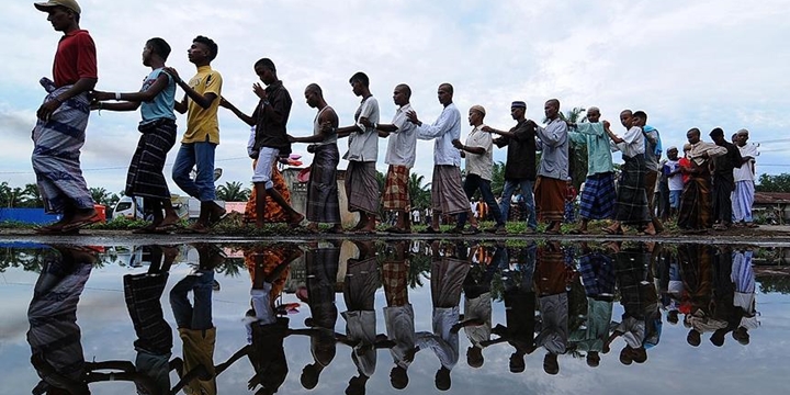 Arakanlı Müslümanlar Ölümün Kıyısında!