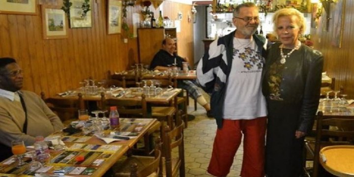 Fransız Çiftten Suriyeli Çifte Restoran Hediyesi