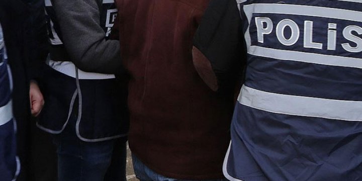 Siirt’te 27 Eski Emniyet Personeli Gözaltına Alındı