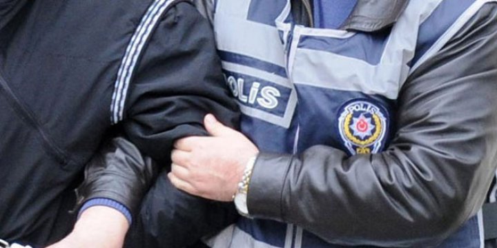 Yüksekova ve Çukurca Belediyelerine Operasyon