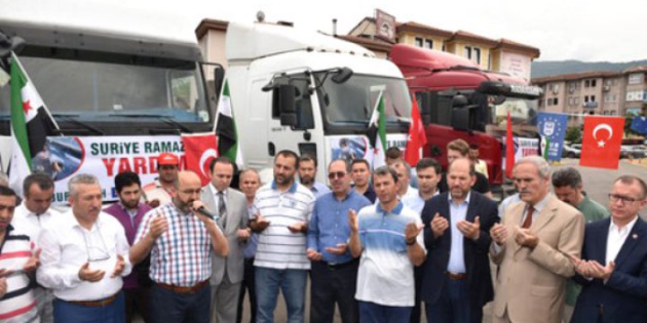 Bursa'dan Suriye’ye 4 İnsani Yardım Tırı Gönderildi