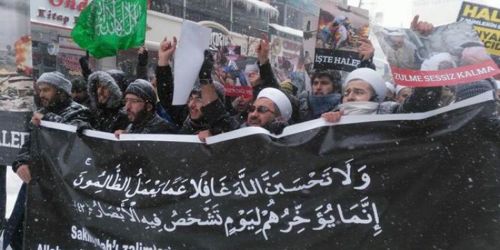 İran’ın Erzurum Konsolosluğu Önünde -25 Derecede Halep Protestosu