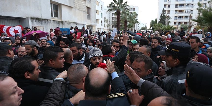 Halep’teki Saldırılar Tunus’ta Protesto Edildi