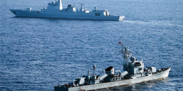 Çin ABD'nin İnsansız Denizaltı Aracına El Koydu