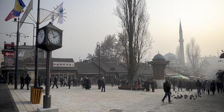 Bosna Camilerinde Suriye'ye Yardım Toplandı