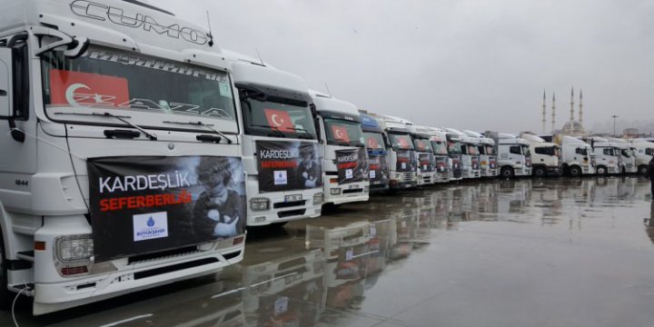 Halep İçin 221 Yardım Tırı Yola Çıktı