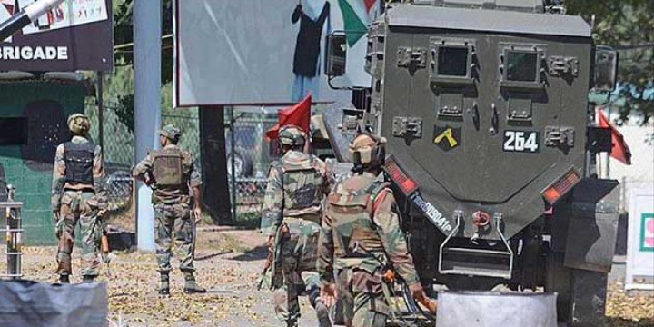 Keşmir'de Direnişçi Grubun Lideri Şehit Edildi