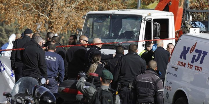 Filistinli Gruplar Kudüs'te Bugün Gerçekleştirilen Eylemi Kutladı