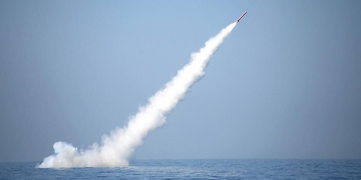 Pakistan İlk Kez Denizaltıdan Füze Denemesi Yaptı