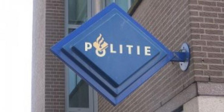 Hollanda'da Müslümanların Okuluna Silahlı Saldırı