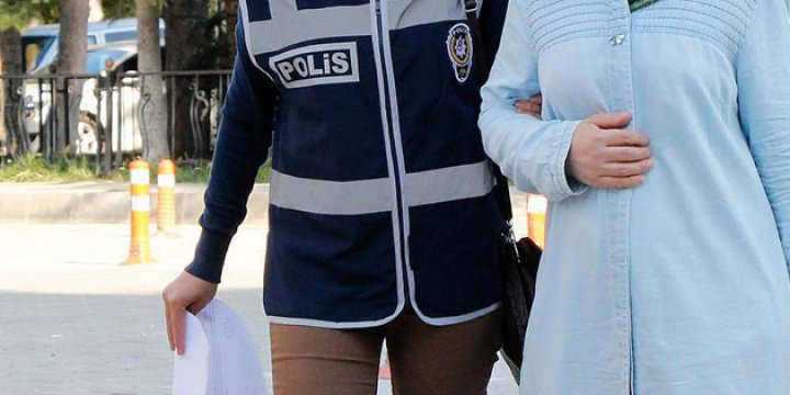 İstanbul’da 73 Kadın FETÖ’ye Üyelik İddiasıyla Gözaltına Alındı