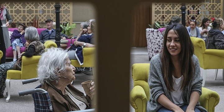 Türkiye’deki Huzurevlerinde 19 Bin 818 Kişi Kalıyor