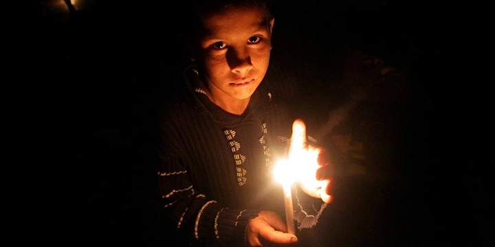 Katar’dan Gazze’ye Elektrik Yardımı