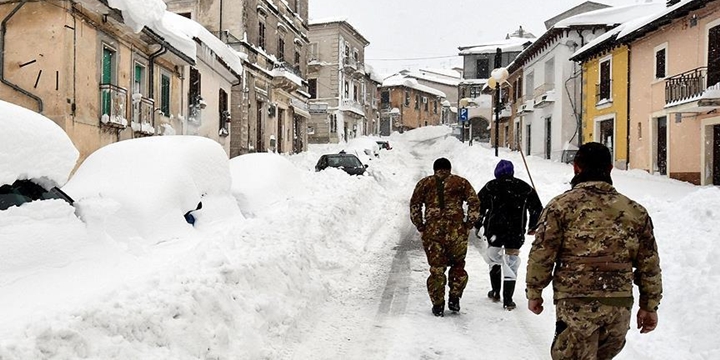 İtalya’da Çığ Düştü: Çok Sayıda Kişi Hayatını Kaybetti