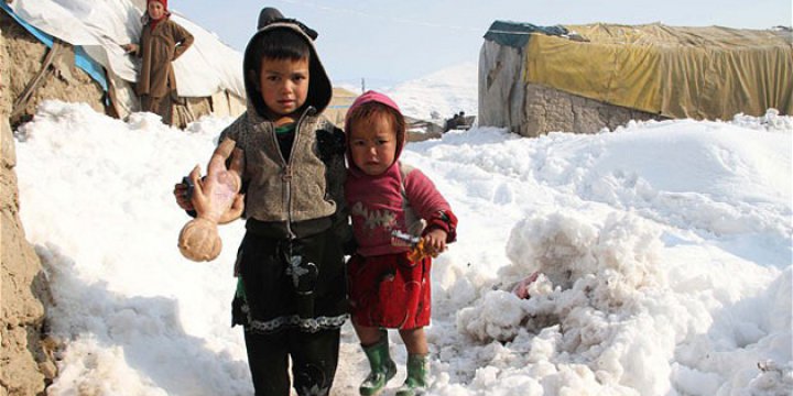 Afganistan'da 27 Çocuk Donarak Öldü