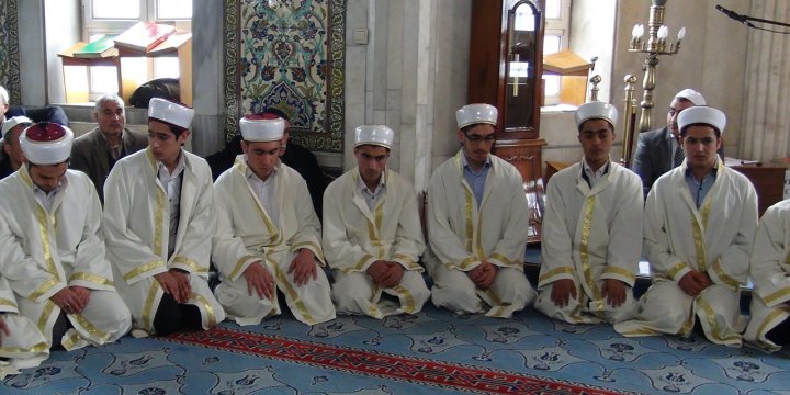 Türkiye'de 126 Bin 500 Hafız Var