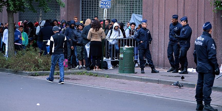 Belçika’da 81 Mülteci Gözaltına Alındı!
