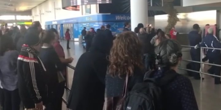 Serbest Bırakılan Müslümanlar Alkışlarla Karşılandı