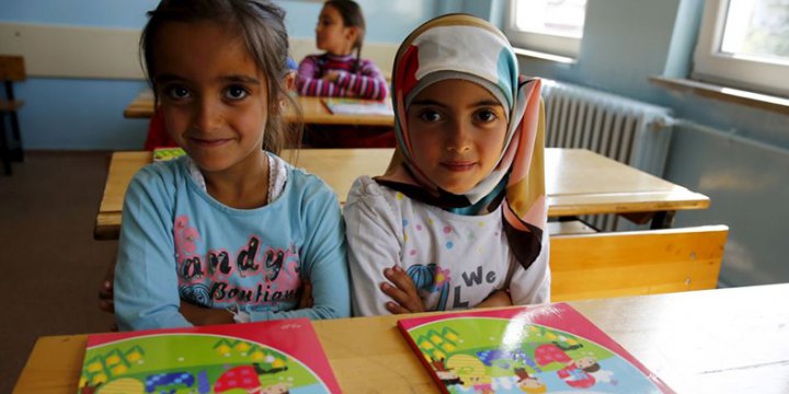 AB, Mülteciler İçin Vaat Ettiği Paranın 10'da 1'ini Bile Vermedi