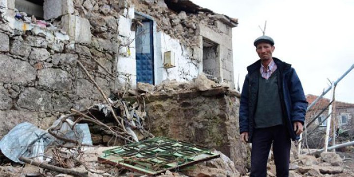 Çanakkale'de İkinci Kez 5,3 İle Sarsıldı