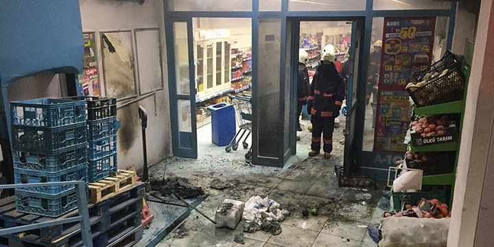 İstanbul’da Bir Markete Molotofkokteyliyle Saldırdılar!