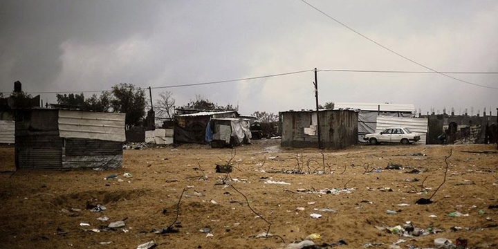 Gazzelilerin Küçük Teneke Evlerdeki Zorlu Yaşamı!