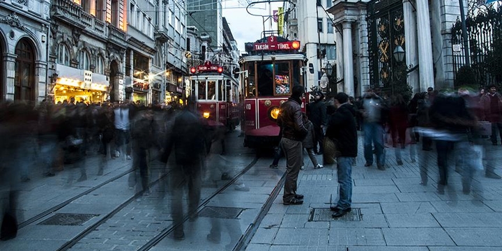 Türkiye’de 143 Bin Kişiyi 1 Milletvekili Temsil Ediyor