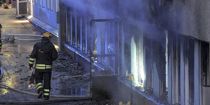 İsveç’te İslâm Kültür Derneği Kundaklandı!