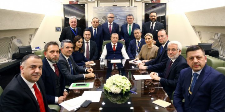 'Kararsızlar'a Yüklenmek Kime Ne Yarar Sağlar?