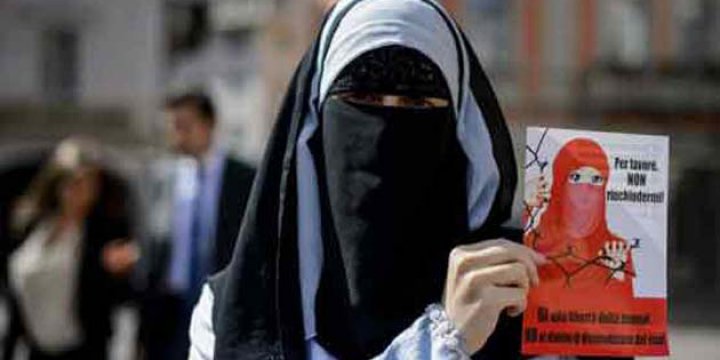 Birleşik Krallıkta burka yasağı güvenlikle ilgili değil, kontrol altına almakla ilgilidir